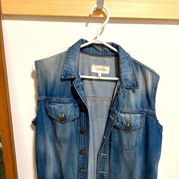THE GREAT Denim Vest - Picture 1 of 3